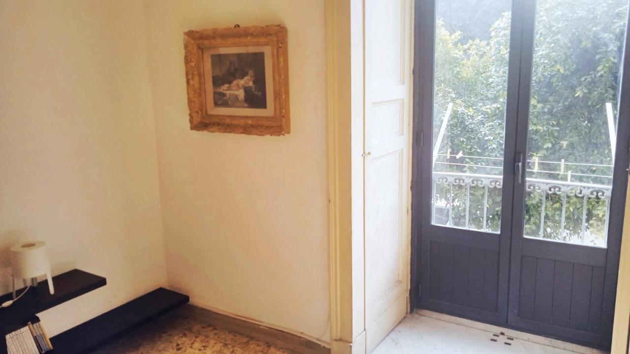 Bed&Books Isabella Bed and Breakfast Catania Esterno foto