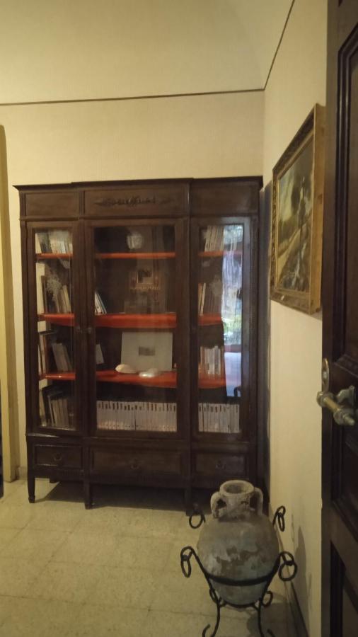 Bed&Books Isabella Bed and Breakfast Catania Esterno foto